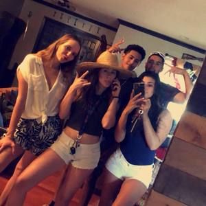 Meet your Posher, Kevin jose